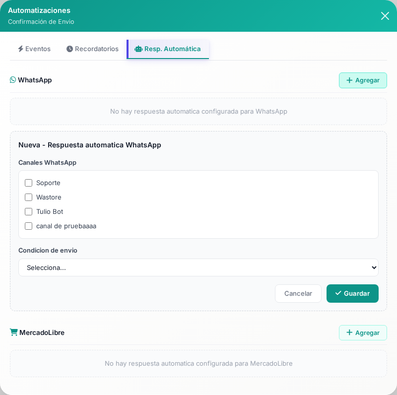 Formulario de respuesta automática mostrando canales WhatsApp y condición de envío